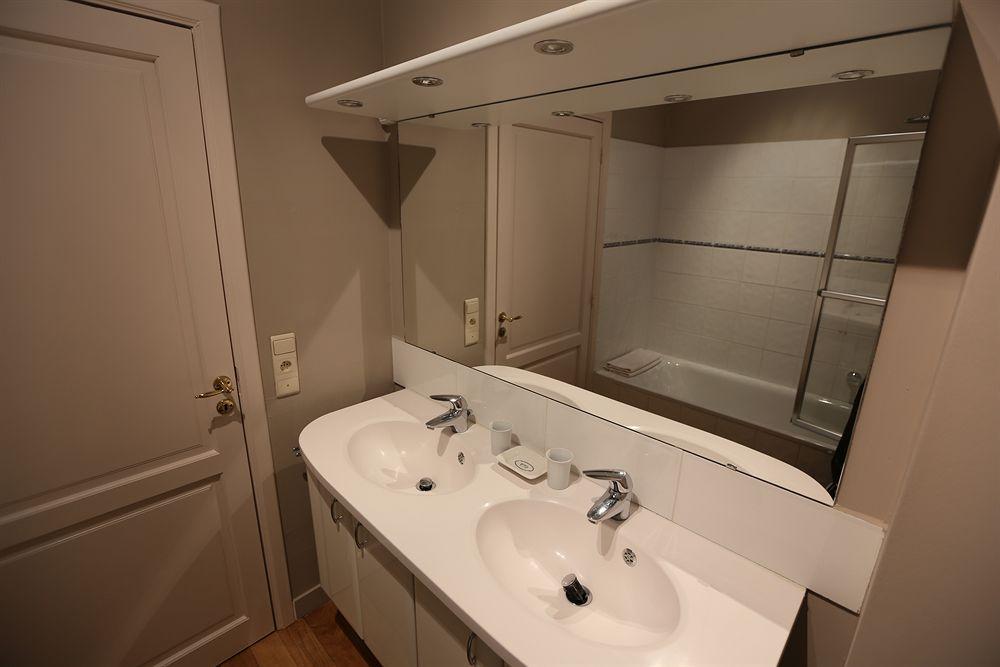 B&B Villa Leopoldine Brussels Guesthouse イクセル エクステリア 写真